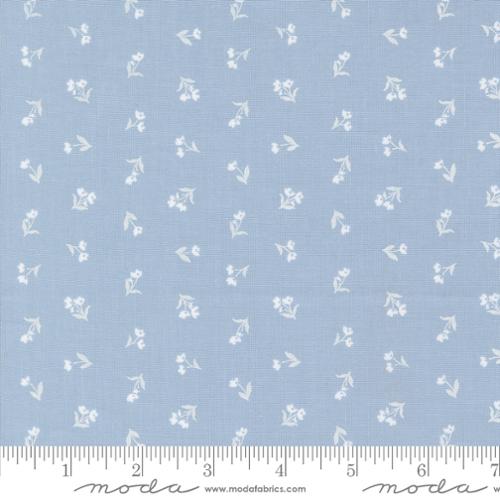 COTTAGE CHARM - Tossed Ditsy - GLACIER