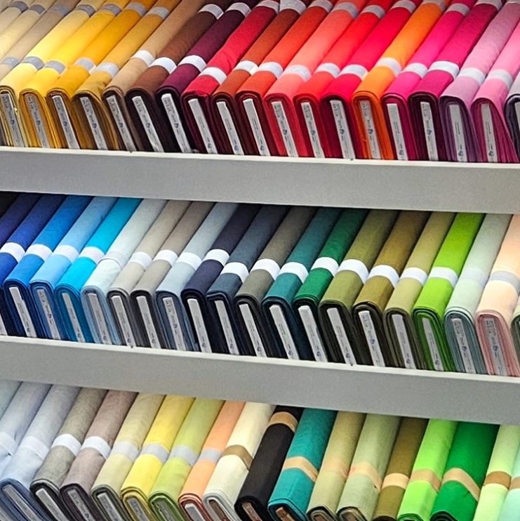 Make + Believe Solids - CHARCOAL