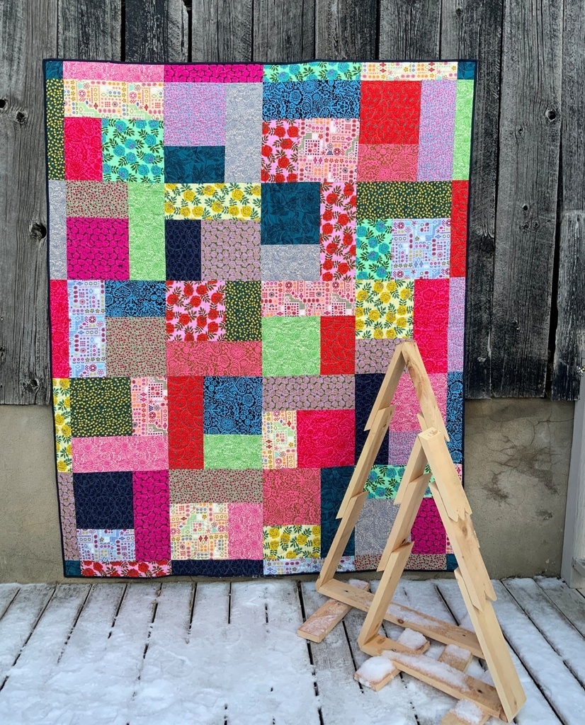 "YESTERDAY CHARM" Turning Twenty Quilt Kit